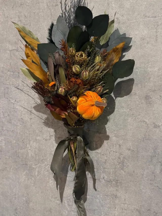 DRY FLOWER LADY – あなたの気持ちを花束に ドライフラワーは長く
